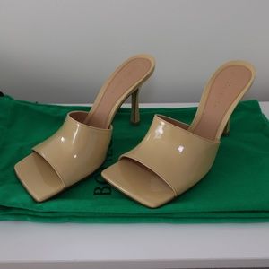 Bottega Veneta Stretch Mule Color Porridge
